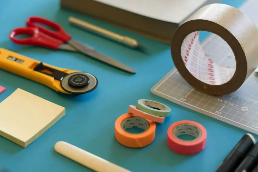 What Can An Exacto Knife Cut Safely?