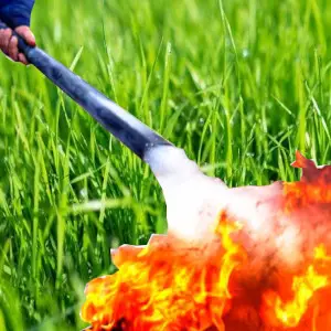 Fire extinguisher kill grass