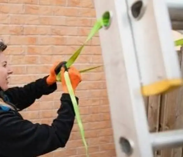 How To Safely Anchor a Work Ladder